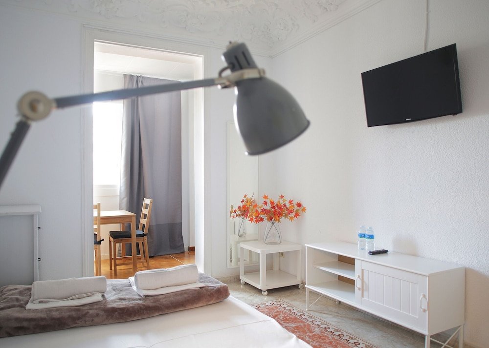 Фото Hostal Balkonis