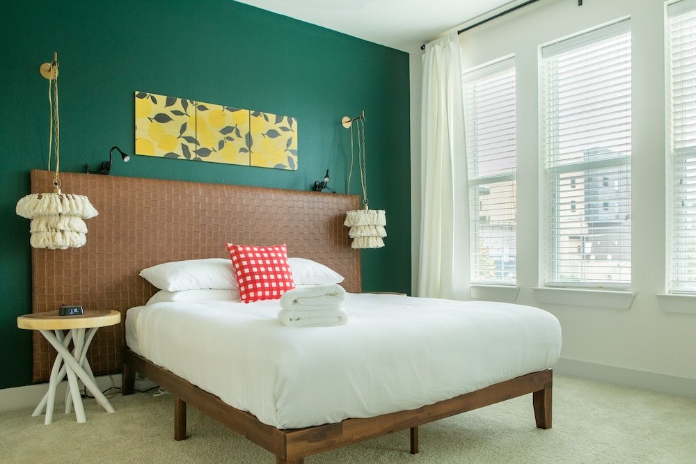 Фото Luxe Apts at The Domain by WanderJaunt