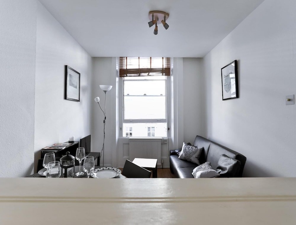 Фото Lovely 1 Bed Paddington/hyde Park - Sleeps 3