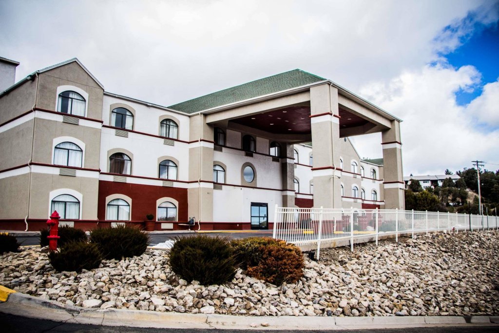 Фото Best Western Plus Ruidoso Inn