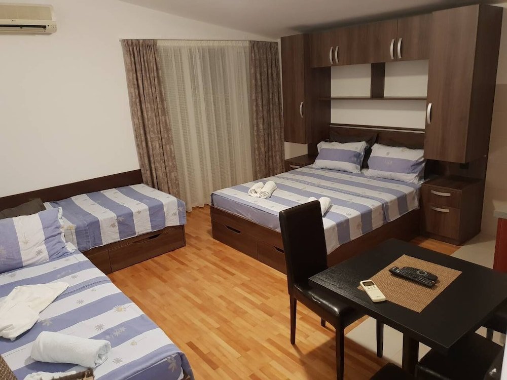 Фото Kojic Apartments