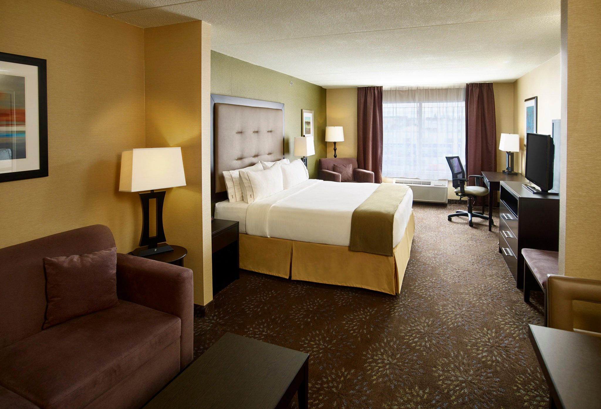 Фото Holiday Inn Express Hotel & Suites Timmins
