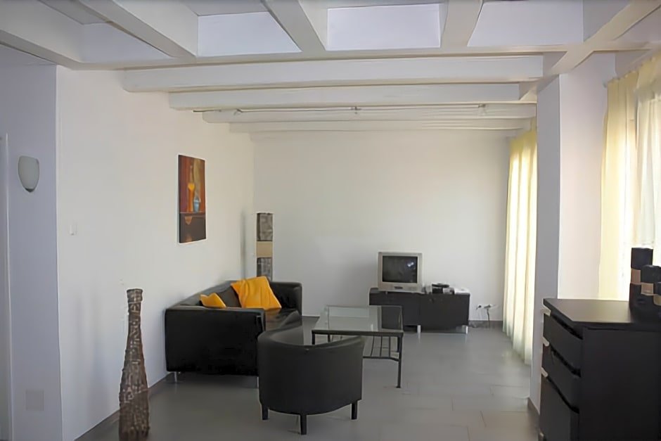 Фото Swiss Star District 11