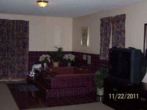 Фото Model A Inn