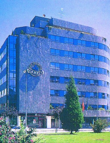 Внешний вид отеля Aparthotel Campus в Овьедо, фото 3