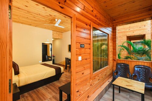 Гостиница Majestic Eco Comforts в Варке