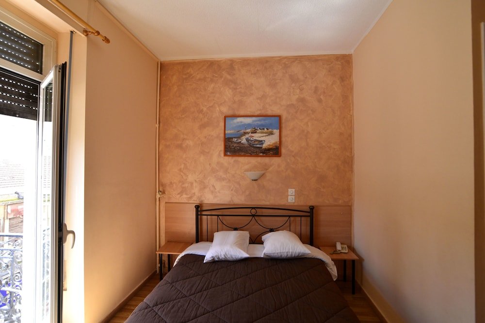 Фото Piraeus Port Hotel