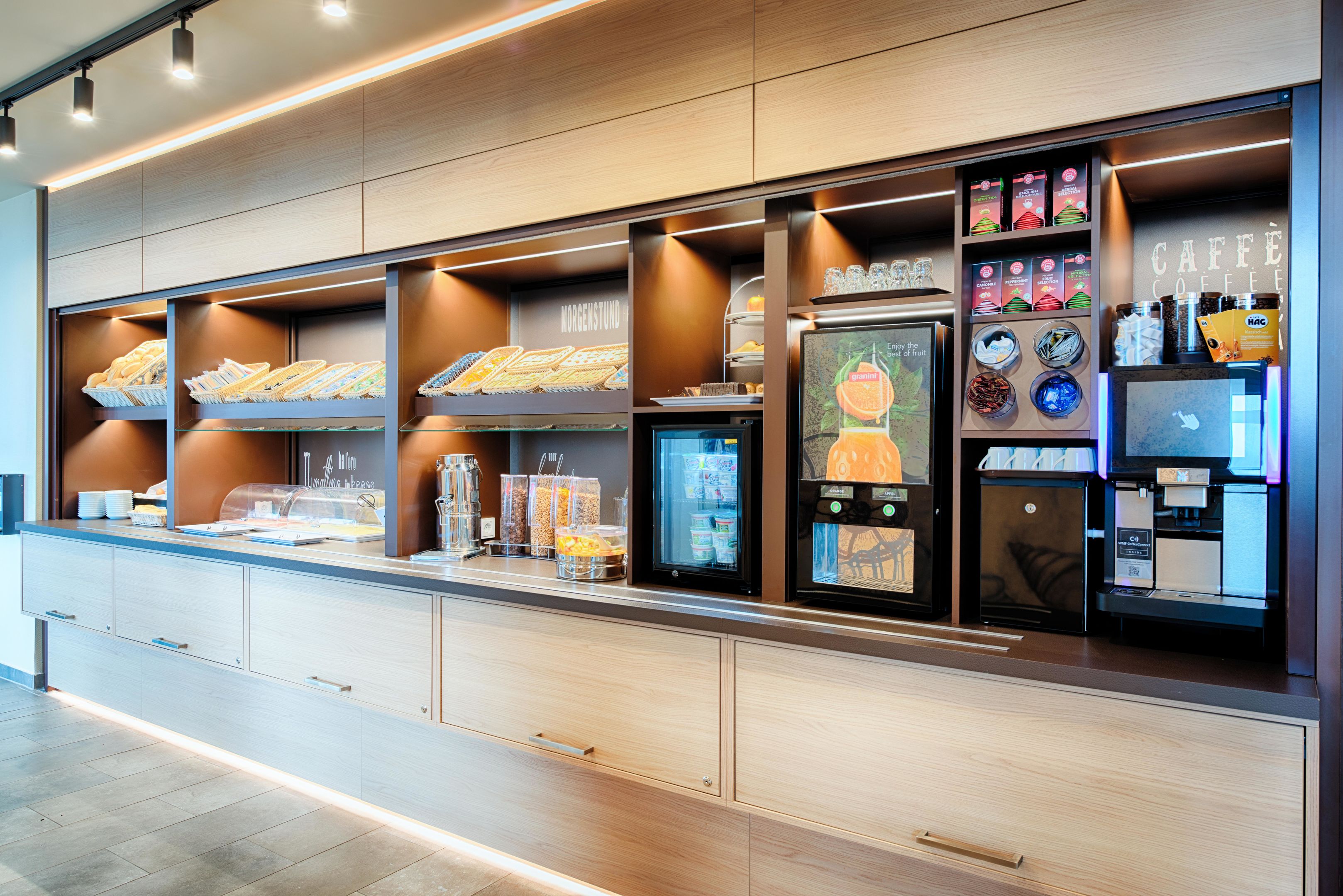 Фото B&b Hotel Emden