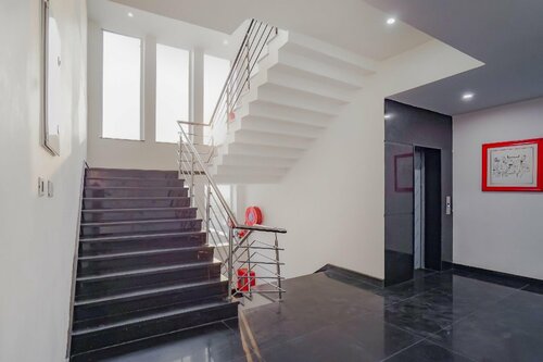 Гостиница Oyo Townhouse 77014 Sector 132 в Ноиде