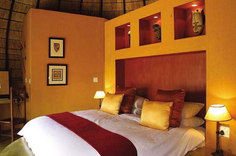 Фото Hoyo Hoyo Safari Lodge