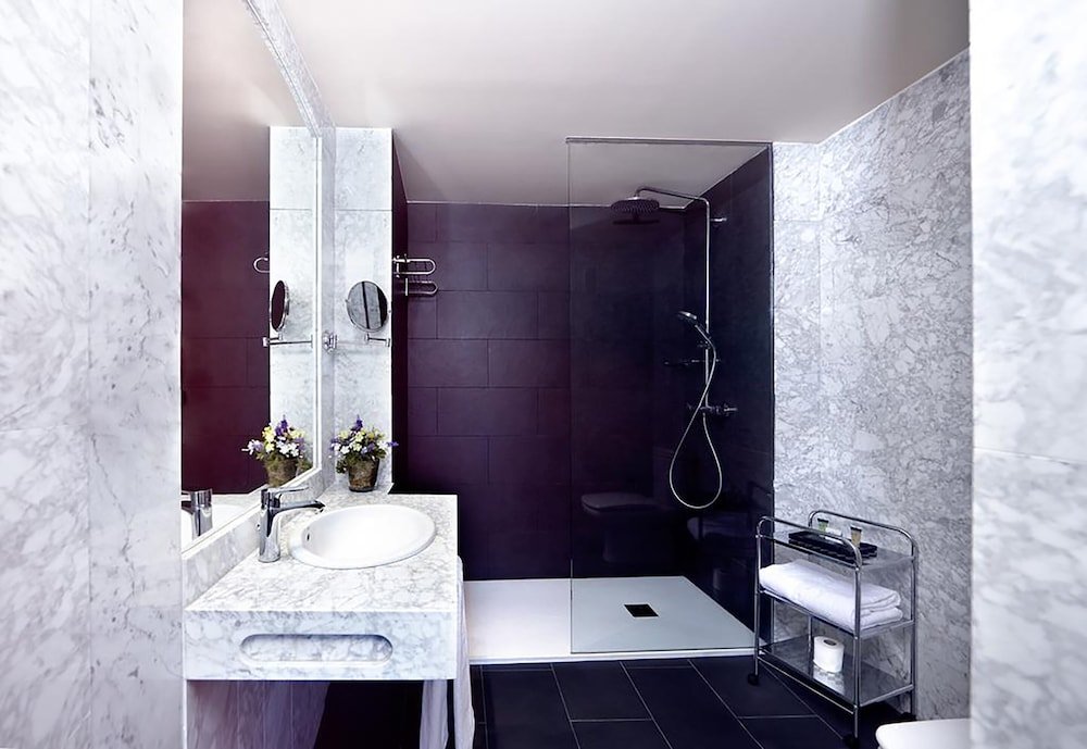 Фото Barceló León Conde Luna