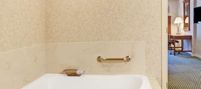 Фото Ramada by Wyndham San Bruno Sfo Airport