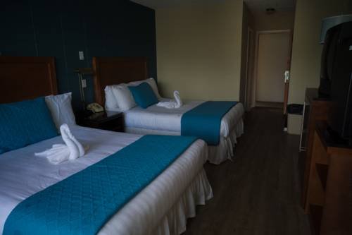 Фото Charlroy Motel