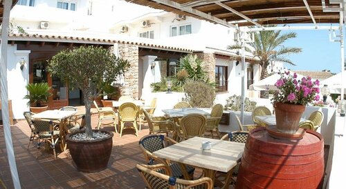 Гостиница Hostal Illes Pitiüses на Форментере