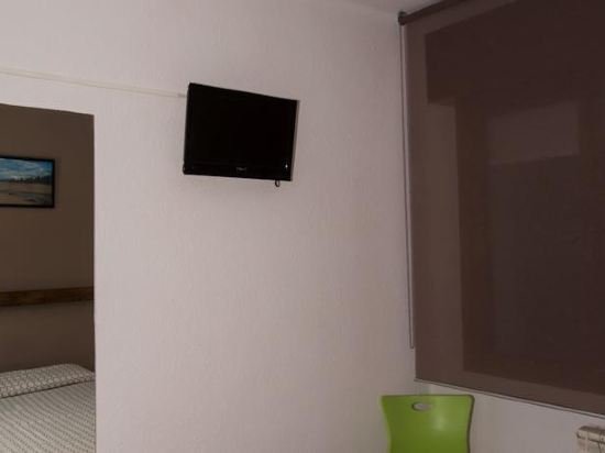 Фото Hostal Verdemar