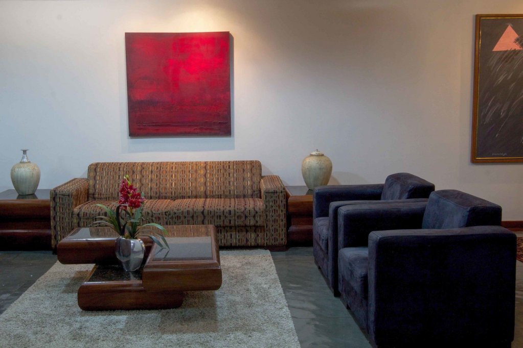 Фото Bristol Exceler Plaza Hotel