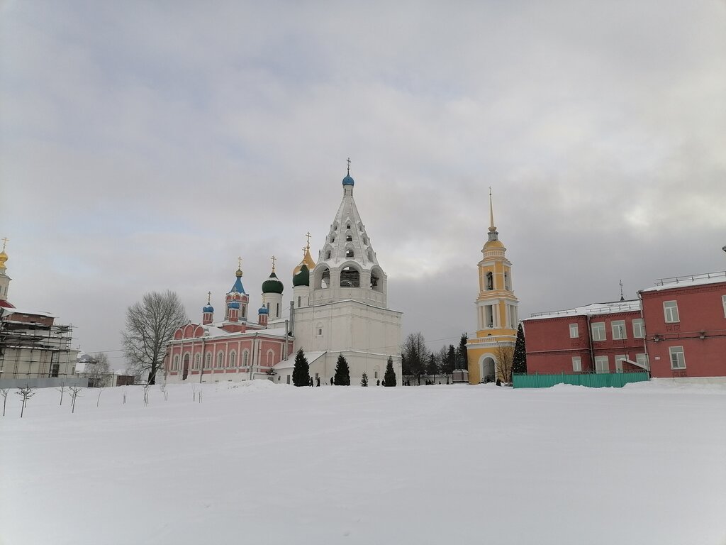 Монастырь Троицкий Ново-Голутвин женский монастырь, Коломна, фото