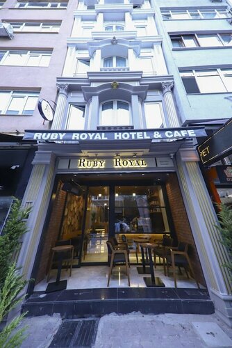 Гостиница Ruby Royal Hotel в Бакыркёй