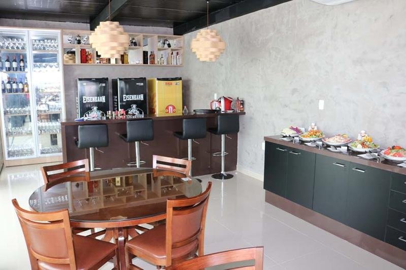 Фото Bristol Aline