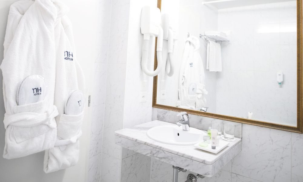 Фото Nh Geneva City