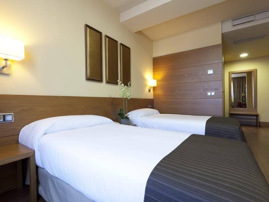 Фото Hotel Sterling