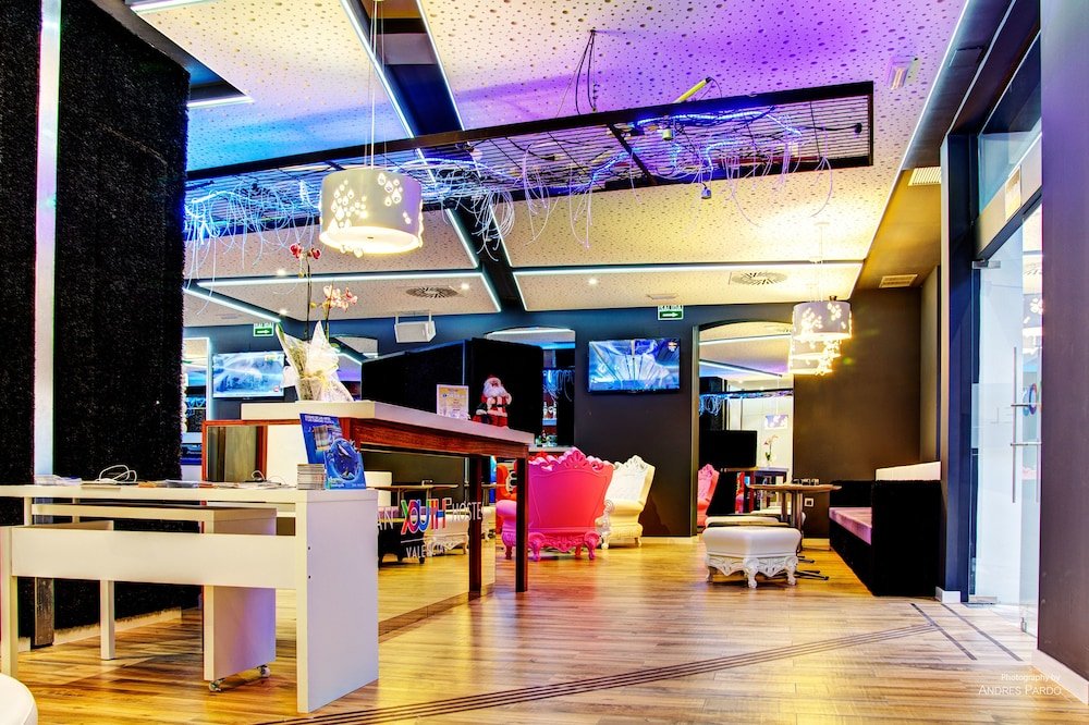 Фото Urban Youth Hostel