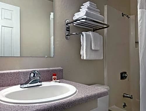 Фото Super 8 by Wyndham Sacramento/Florin Rd