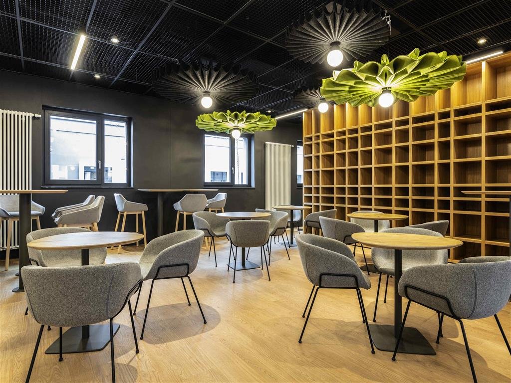 Фото Ibis Duesseldorf Airport