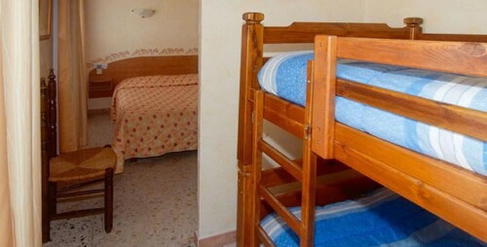 Фото Le Provence Hôtel Golfe Juan