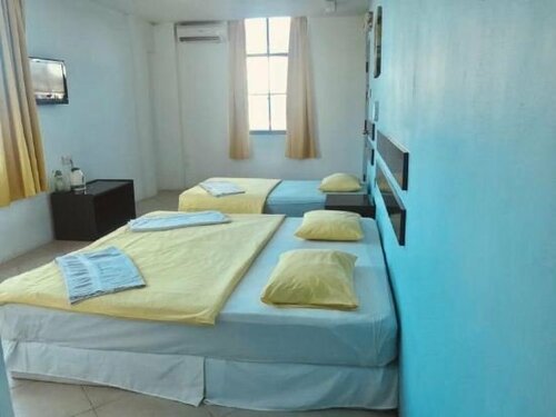 Гостиница Holiday Dive Inn в Семпорне
