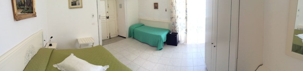 Фото Hotel Rocca sul Mare