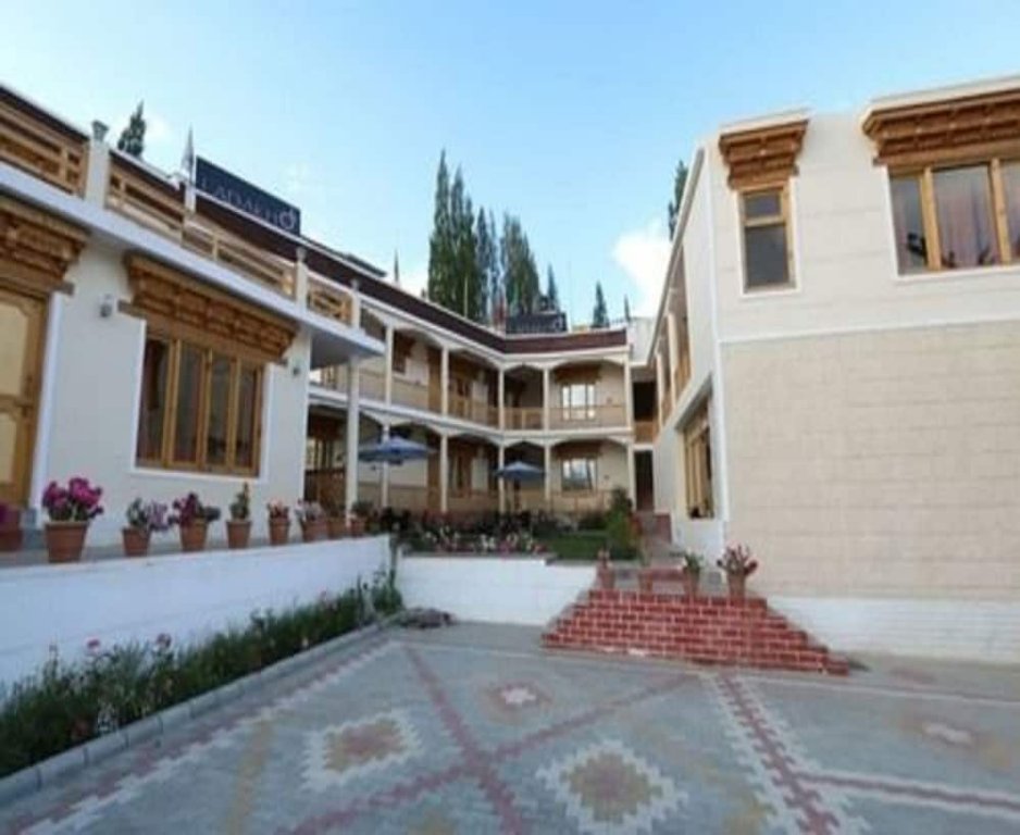 Фото Hotel Ladakh Inn