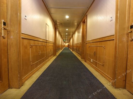 Фото Guangzhou Aiqun Hotel