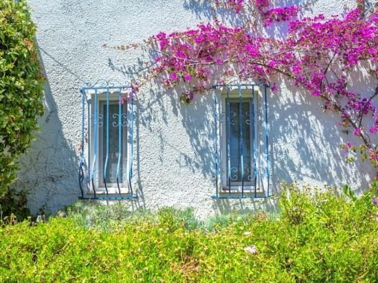 Фото Xenios Faros Apartments