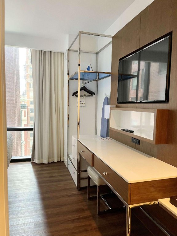 Фото Best Western Premier Empire State Hotel