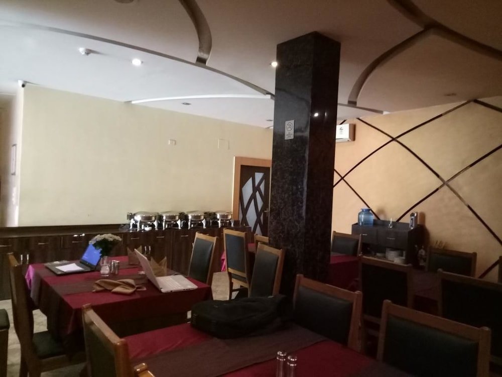 Фото Indira Lodge