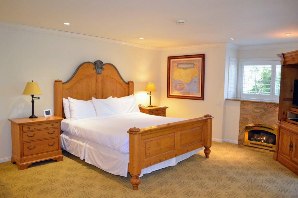 Фото Saratoga Oaks Lodge