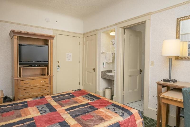 Фото Union Square Plaza Hotel