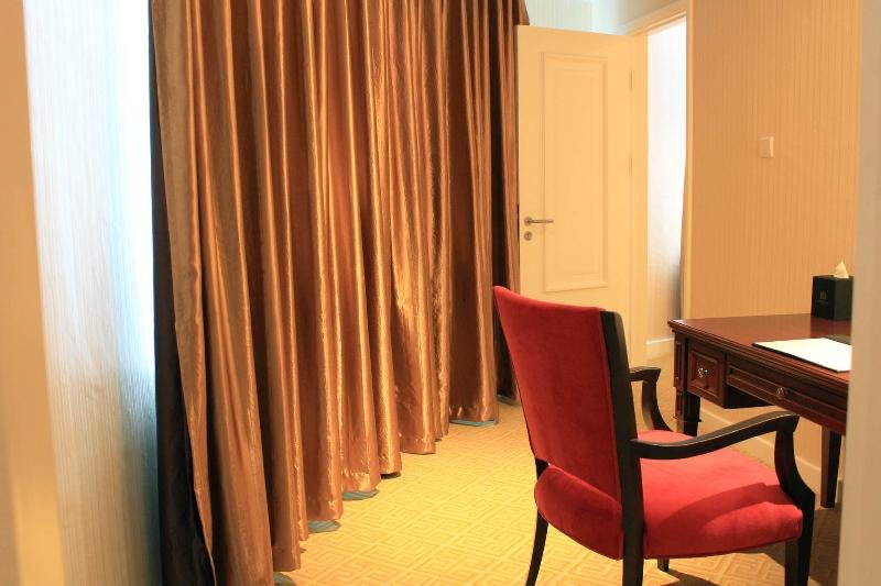 Фото Adimulia Hotel Medan
