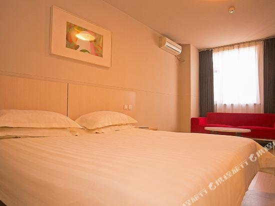 Фото Jinjiang Inn Changchun Train Station North Square