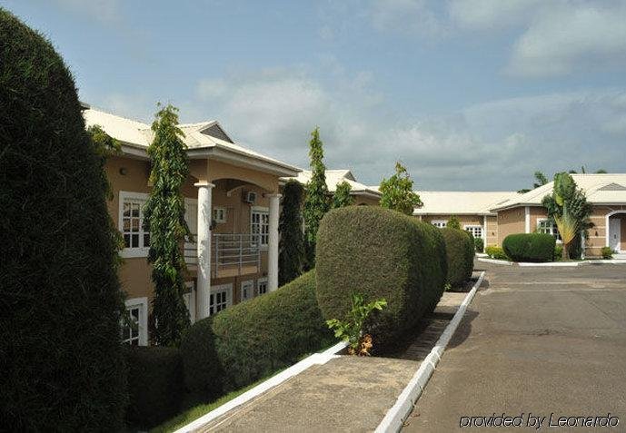 Фото отеля 3