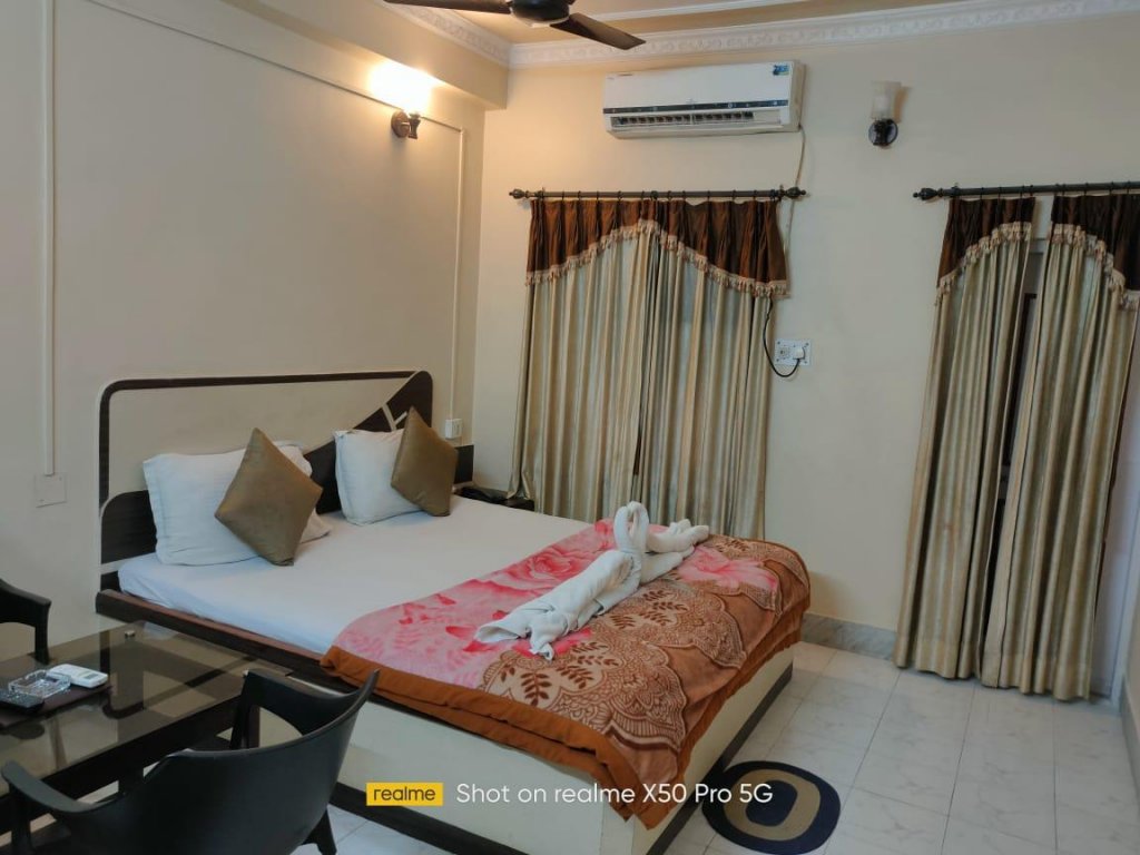 Фото Hotel Sonar Bangla Tarapith