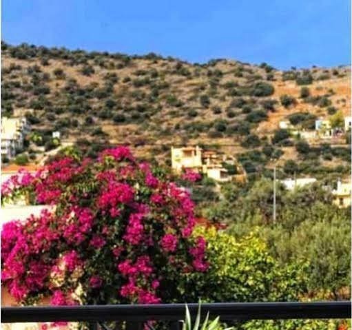 Фото Maria Lambis Apartments