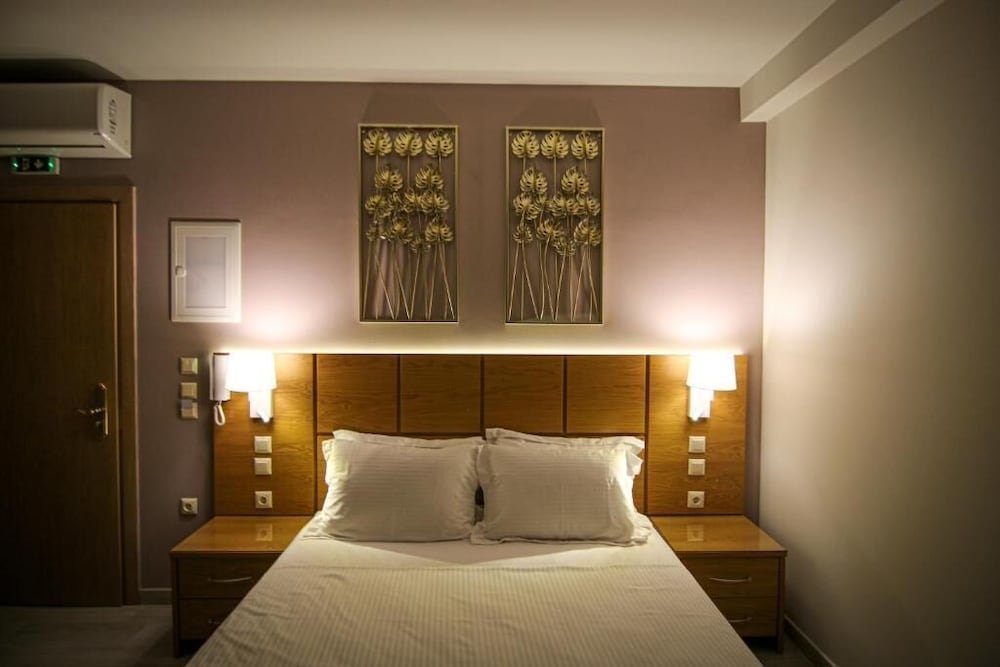 Фото La Place De La Gare Suite