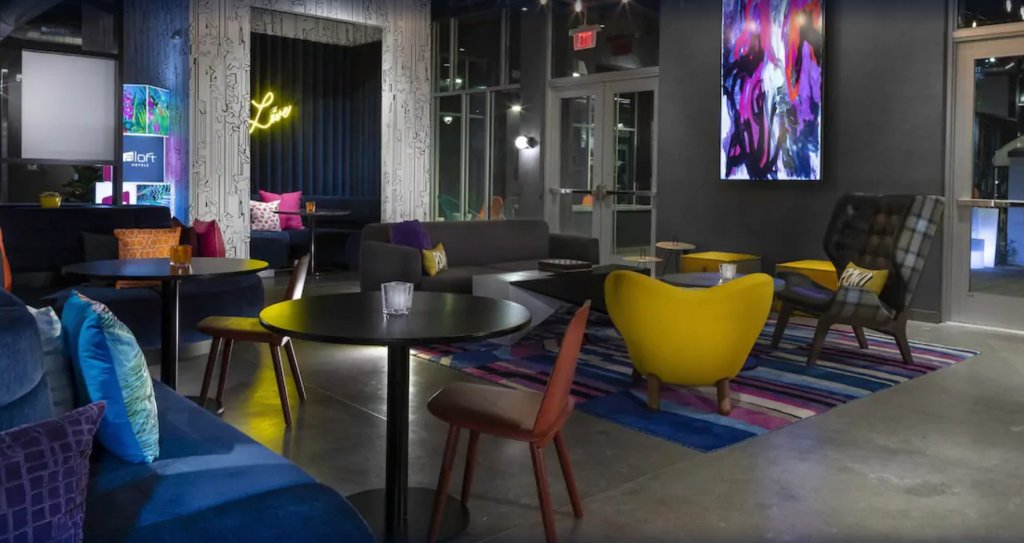 Фото Aloft Glendale at Westgate