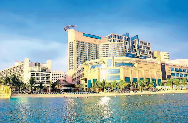 Гостиница Beach Rotana Residences в Абу-Даби