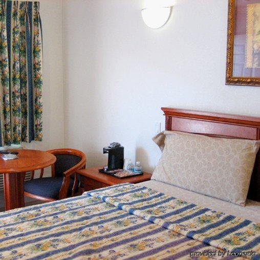 Фото Tower Motel Long Beach