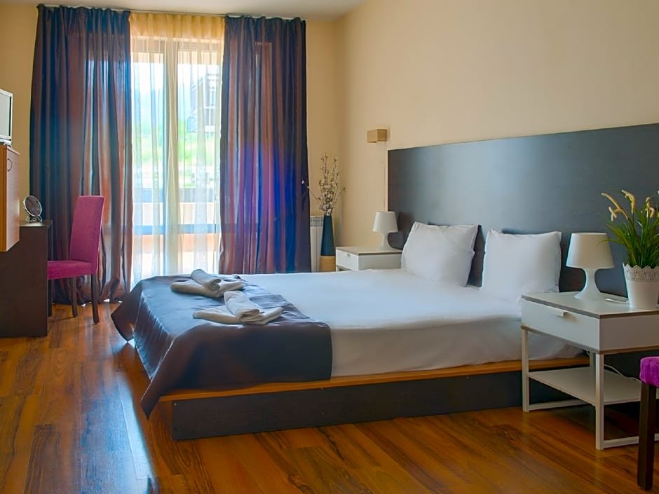 Фото St. George Ski & Holiday