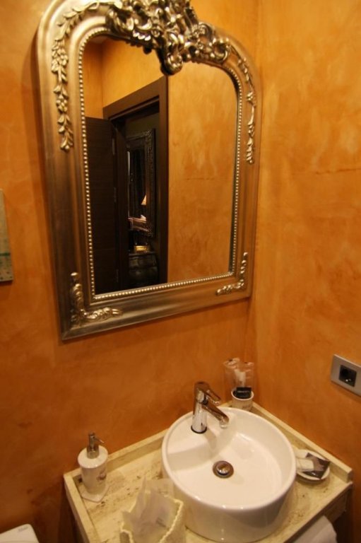 Фото Sweet Sevilla Suites