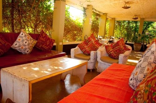 Фото Gately Inn Entebbe